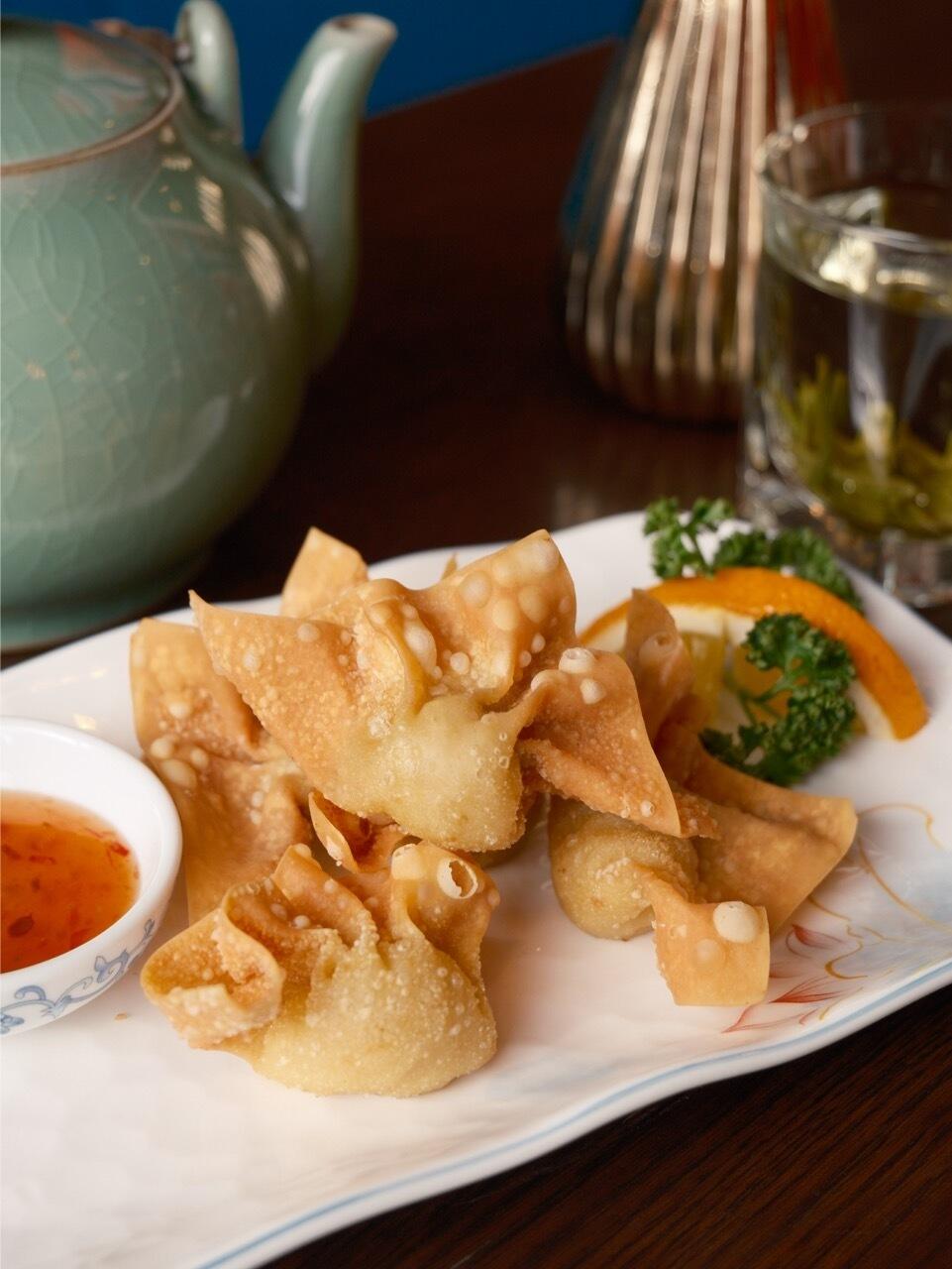 Friterte wonton med dipp